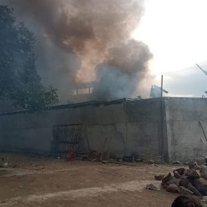 Kebakaran Hanguskan Toko Onderdil di Pringgabaya, Kerugian Capai Rp1 Miliar