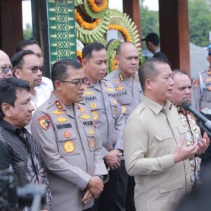 Kapolda dan Gubernur NTB Resmi Luncurkan Ijin Pertambangan Rakyat
