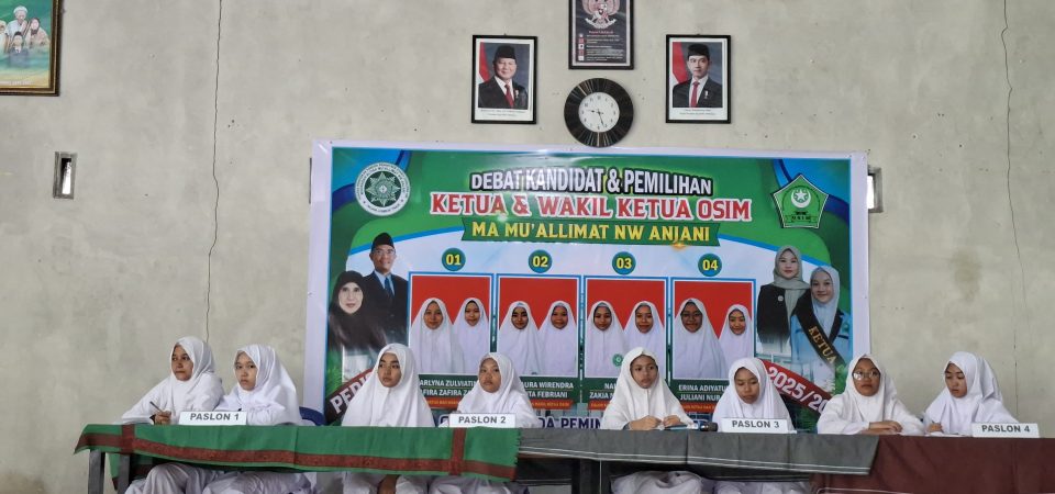 Ajarkan Berpikir Kritis, MA Mu’allimat NW Anjani, Gelar Debat Kandidat Calon Ketua dan Wakil Ketua OSIM