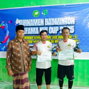 Pasangan Hirsan- Hasfen Juara Turnamen Badminton Yafama NW Cup 2025