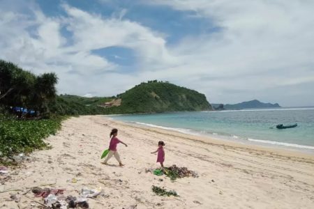 Bupati Loteng dan Lobar Sepakati Batas Wilayah Wisata Nambung