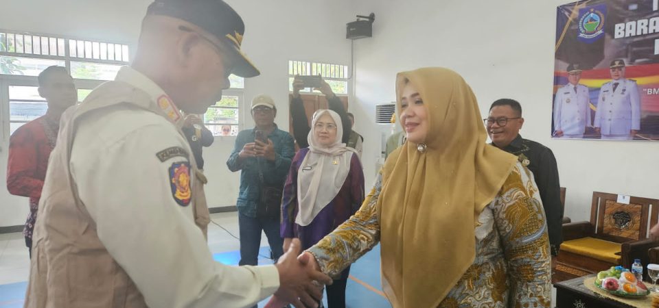 Wagub NTB Lepas Tim Inventarisasi Aset Daerah: Kendaraan Dinas Tak Terpakai Akan Dilelang