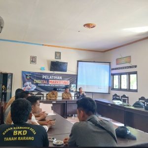 Pelatihan Digital Marketing Dorong UMKM  Tanak Rarang Go Digital