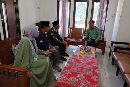 Disnakeswan Kendalikan Wabah Lewat Vaksinasi Massal