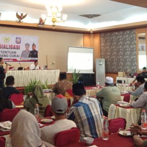 Perangi Rokok Ilegal, Satpol PP Loteng dan Kantor Bea Cukai Mataram Gelar Sosialisasi Ketentuan Bidang Cukai