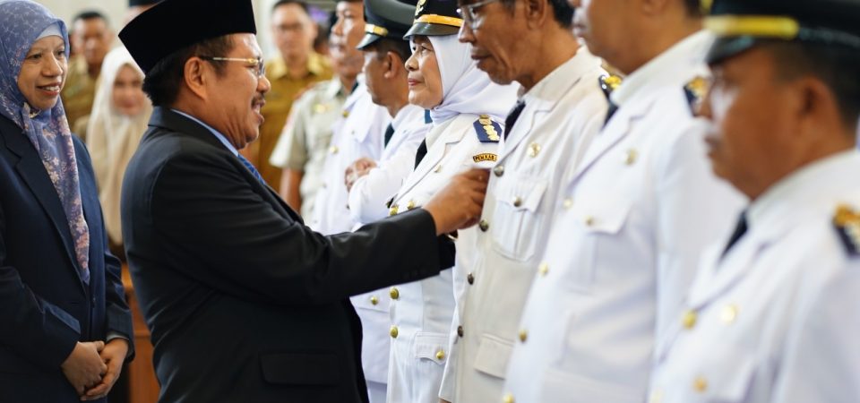 Kuatkan Integritas dan Loyalitas Untuk Perubahan Bupati Mutasi Pejabat Lobar