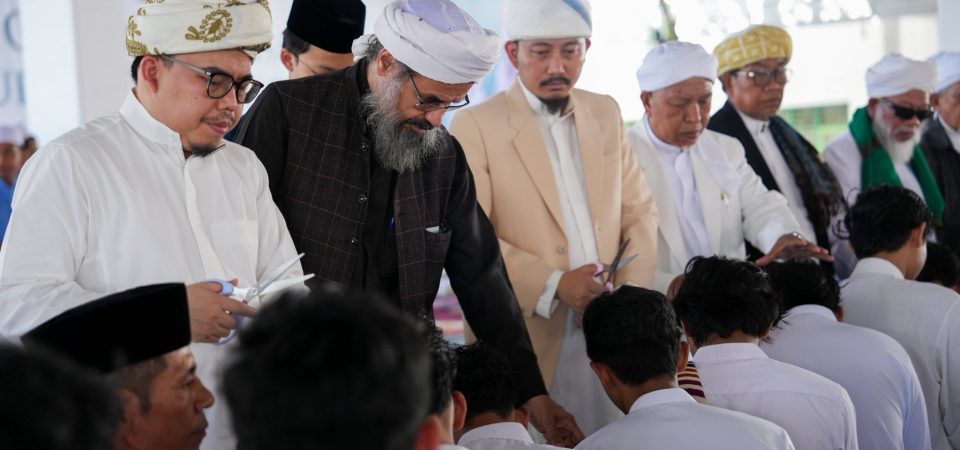 Jelang Zikrol Hauliyah, ke 60 MAhad DQH NW, 1.165 Thullab Baru Ikuti Cukuran Massal