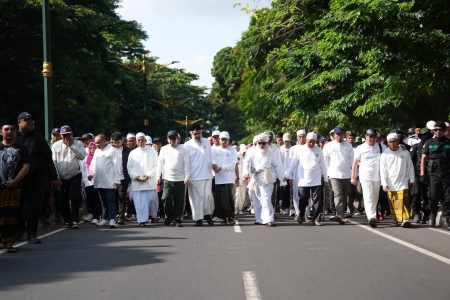 OLAH RAGA JALAN SEHAT ALA AL-MAGHFURLAHU MAULANASSYAIKH TGKH. M. ZAINUDDIN ABDUL MADJID AL-ANFANÁNY AL-MASHUR