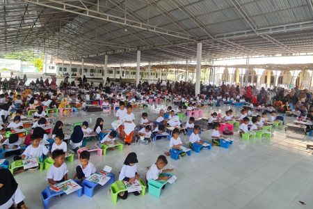 Ratusan Anak TK/RA/PAUD Ikuti Lomba Mewarnai Semarak Hari Pahlawan 2025