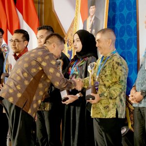 Bank NTB Syariah Raih Penghargaan “Bank Dengan Sinergi Program Akselerasi QRIS Terbaik” pada Anugerah BI NTB 2025