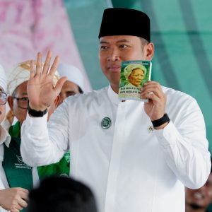 Wamen Sudaryono : Saya Mohon Izin Menjadi Santri dan Warga Nahdlatul Wathan