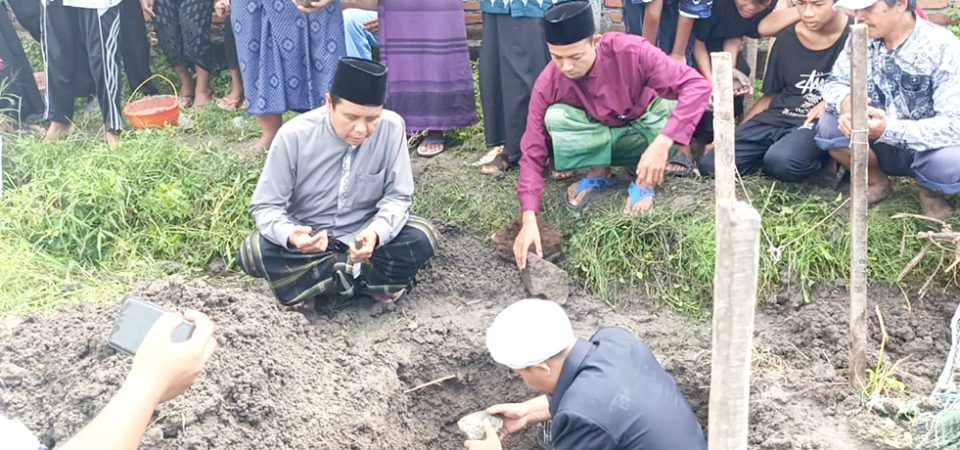 Pengurus Yafama NW Lakukan Groundbreaking Pembangunan Gedung Asrama Santri