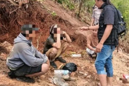 Aparat Amankan 24 Orang Penambang di Tambang Emas Ilegal Gunung Dundang