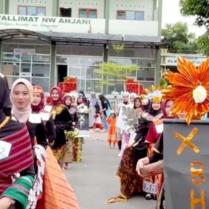 Class Meeting, OSIM MA Muallimat NW Anjani Gelar Fashion Show Nusantara