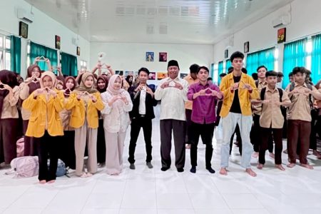Sosialisasi Kampus AKBIL di SMAN 1 Pemenang Disambut Antusias Siswa