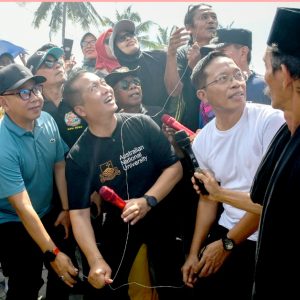 Resmikan Pertokoan Masjid Jamik al Akbar Masbagik, Ini Pesan Gubernur Iqbal
