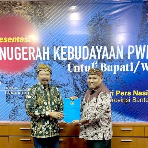 Walkot Mataram Mohan Roliskana Ditetapkan sebagai Penerima Anugerah Kebudayaan PWI 2026