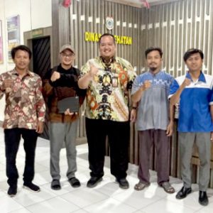 Dukung Akselerasi Pelayanan Kesehatan, Pemuda NW Sumbawa Barat Sambangi Dikes KSB