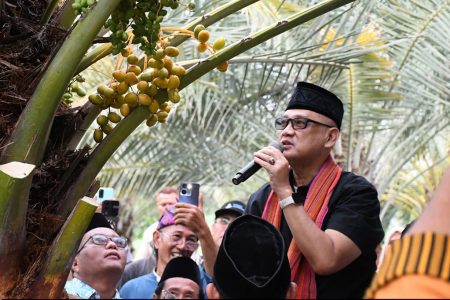 Menteri Haji dan Umrah Lakukan Kunker ke Kawasan Kampung Kurma