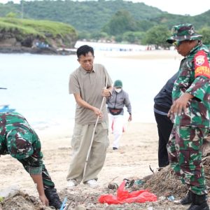 Pemkab Loteng Launching Gerakan Indonesia ASRI