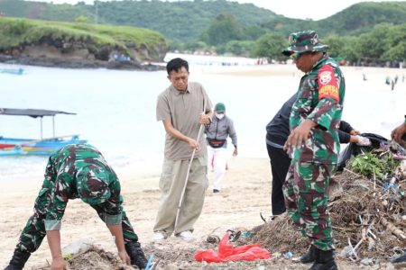 Pemkab Loteng Launching Gerakan Indonesia ASRI