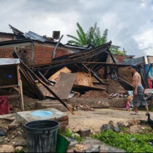 Dua Wilayah di Kecamatan Dompu Diterjang Puting Beliung