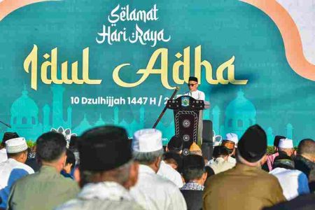 Idul Adha di Lapangan Bumi Gora NTB, Serukan Keikhlasan dan Kepedulian Sosial
