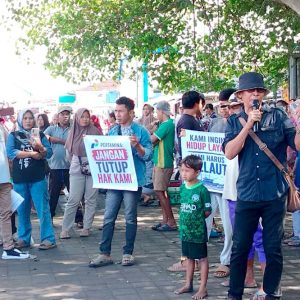Lombok Timur Kembali Digoyang Demo, Kini Giliran Warga Nelayan Tuntut Hak BBM