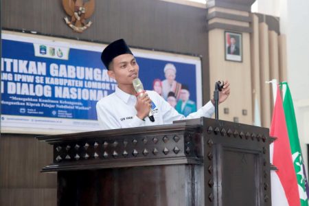 Momen Hardiknas, Ketua IPNW Lombok Timur Sebut Penguatan Kualitas sebagai Kunci Kemajuan Pendidikan