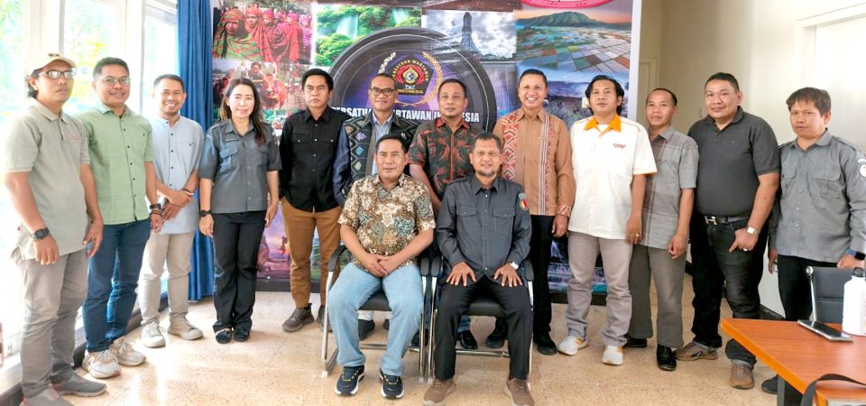 Bawaslu NTB Ajak PWI Perkuat Pendidikan Politik