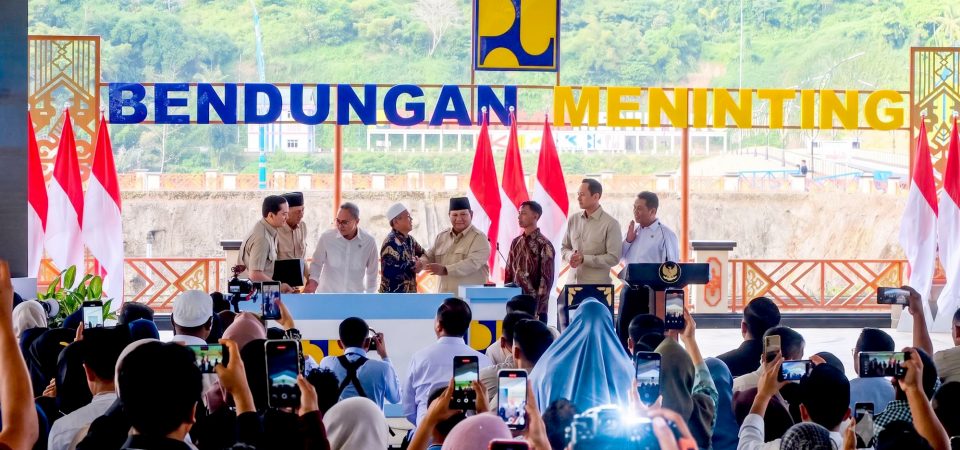 Resmikan Bendungan Meninting, Presiden Prabowo : Air Harus Sampai kepada Petani