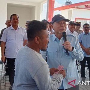 Kunker ke NTB, Menko Zulhas: KNMP Wujud Keberpihakan Pemerintah Terhadap Nelayan