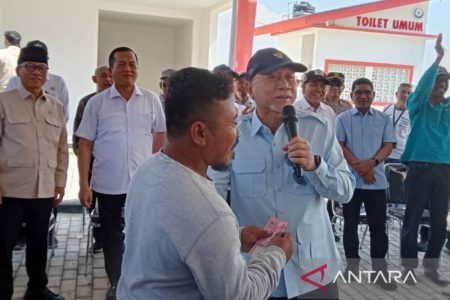Kunker ke NTB, Menko Zulhas: KNMP Wujud Keberpihakan Pemerintah Terhadap Nelayan