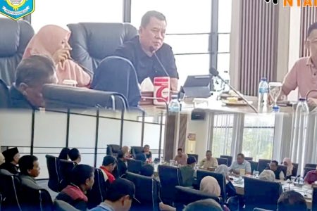 Jelang HUT ke 81  Kemerdekaan RI,   Pemkab Lobar Gelar Rapat Persiapan