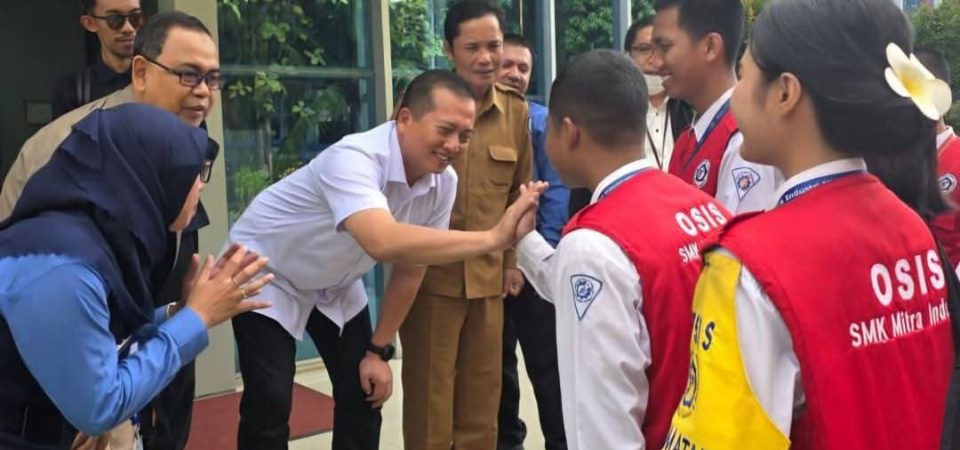 Gubernur Miq Iqbal Akselerasi Transformasi SMK Berbasis Industri