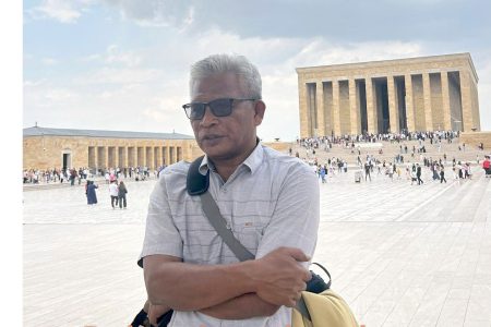 131 Tahun Lombok Timur: Ketika Kita Merayakan Sejarah, tetapi Lupa Membaca Kata