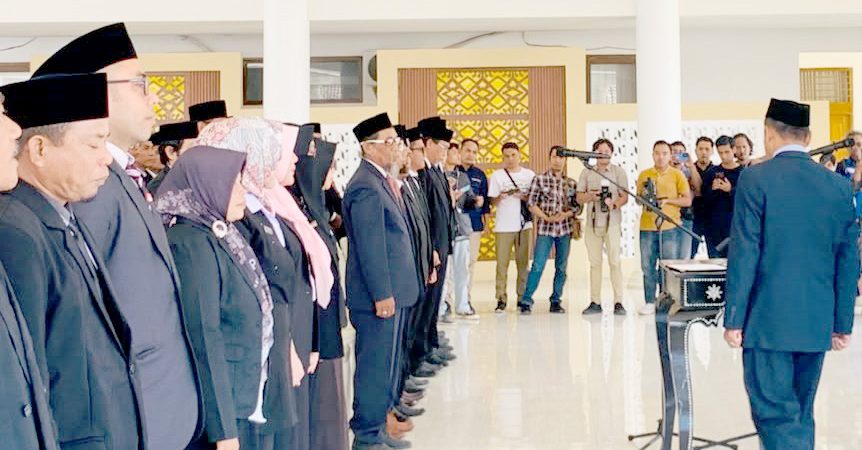 Pj. Kepala Desa Dilantik, Wakil Bupati Edwin : Kepercayaan Ini Harus Dijawab dengan Kinerja