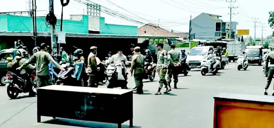Kawal Pawai Akbar Hultah ke – 91 Madrasah NWDI di Anjani, Polres Lotim Terjunkan 220 Personel