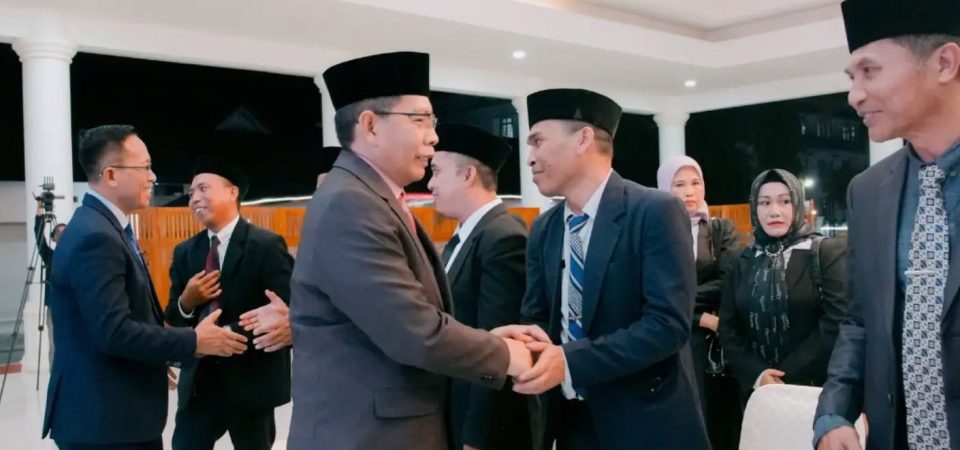 Bupati Lotim Rotasi Pejabat, Husnul Basri Dipercaya Pimpin Dinas Dukcapil
